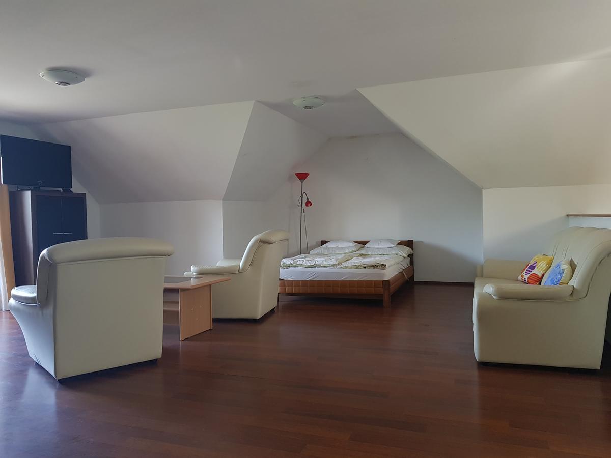 Bed and Breakfast Olze Panzio Erdőbénye Esterno foto